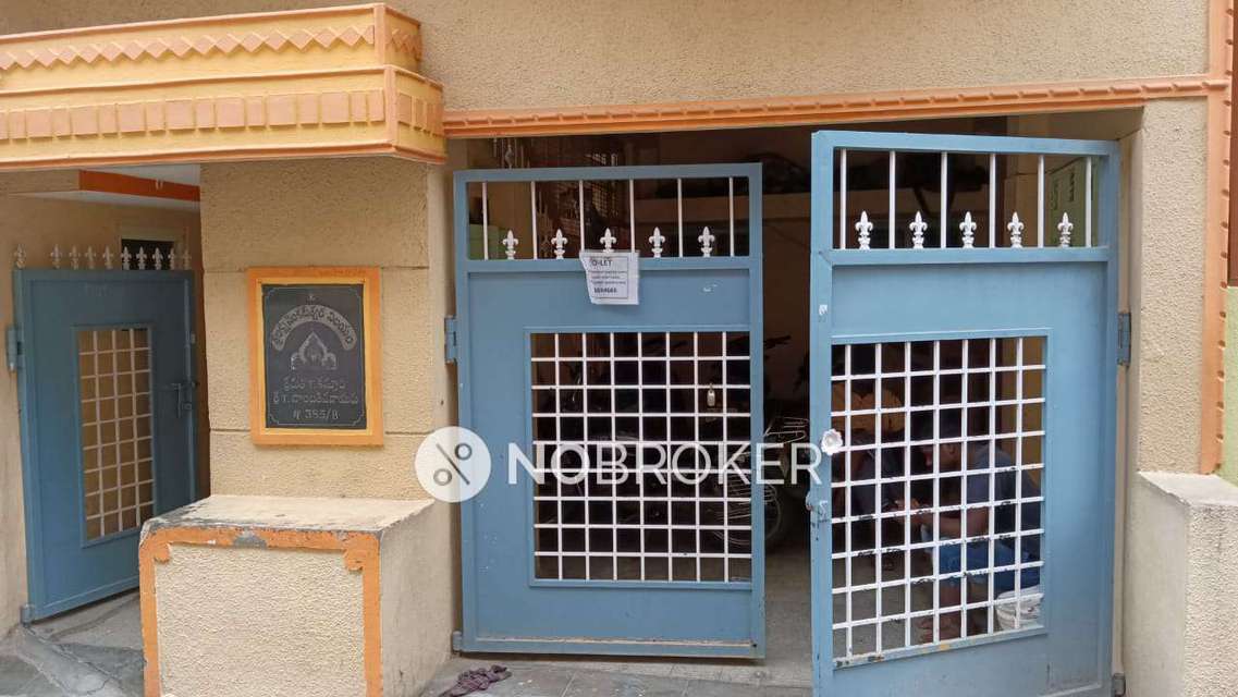 4+ BHK Flat In Standalone Building  For Sale  In Hosakerehalli