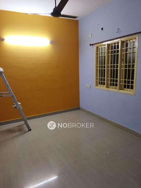 2 BHK Flat In Chitra Enclave For Sale  In Nanmangalam