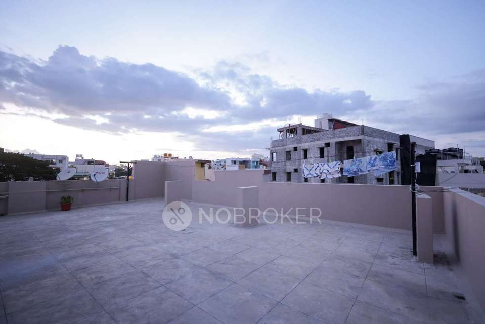 4+ BHK Flat For Sale  In Annapurneshwari Nagar