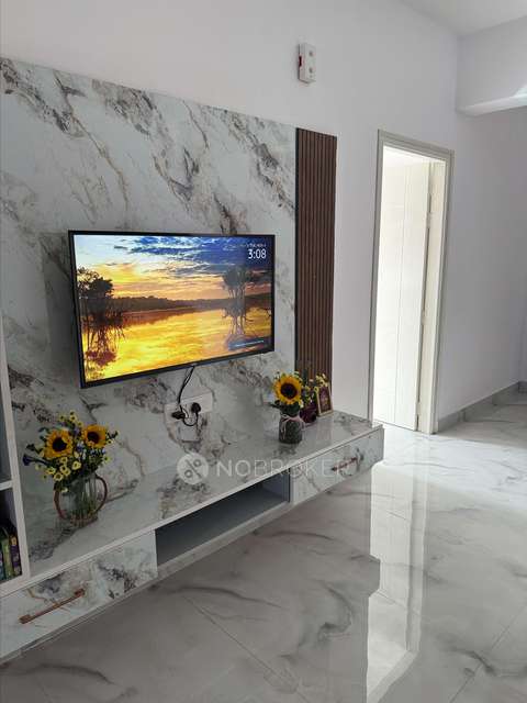 Single Room for  In 2 BHK  In Kasavanahalli