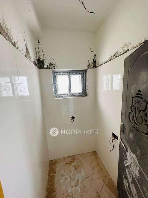 2 BHK Flat In Santhosha Residency For Sale  In Karunamaya Colony