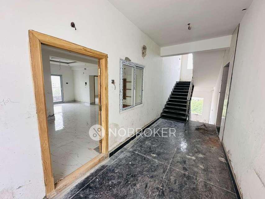 2 BHK Flat In Santhosha Residency For Sale  In Karunamaya Colony