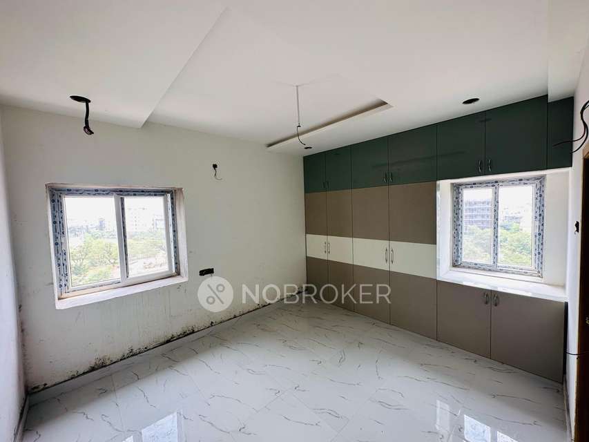 2 BHK Flat In Santhosha Residency For Sale  In Karunamaya Colony