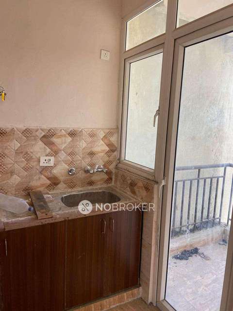 3 BHK Flat In Amrapali Kingswood, Noida Extension For Sale  In Noida Extension