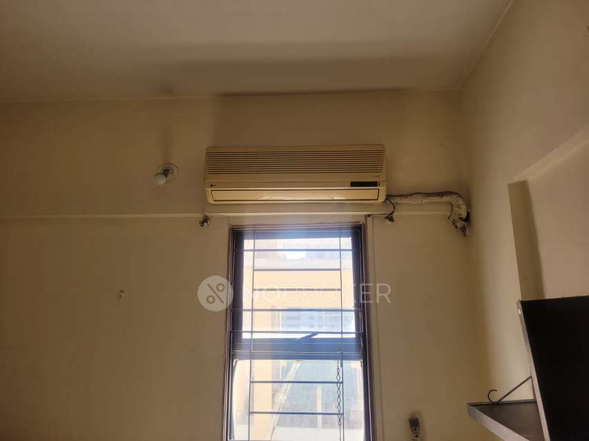 2 BHK Flat In Magarpatta Jasminium, Hadapsar, Pune for Rent  In Hadapsar, Pune