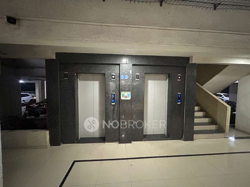 2 BHK Flat In Shailesh Riddhi Siddhi for Rent  In Riddhi Siddhi Towers