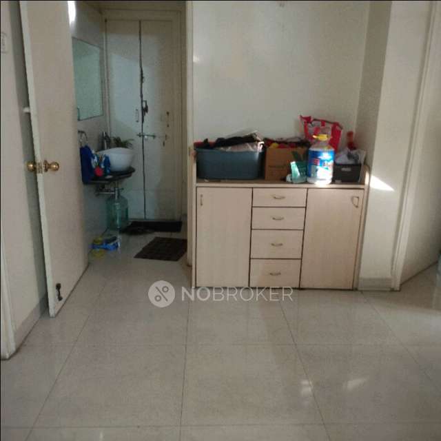 Shared Room for Female In 3 BHK  In Amrapali Apartment Mayur Colony In Amrapali Apartment