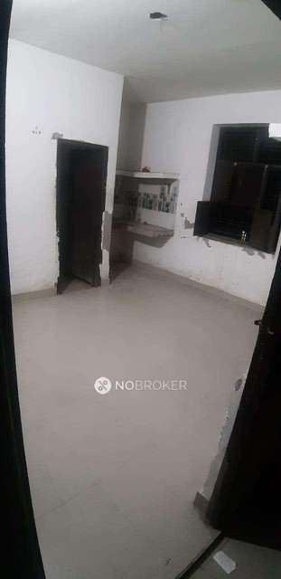 4+ BHK Flat For Sale  In Sector 62a