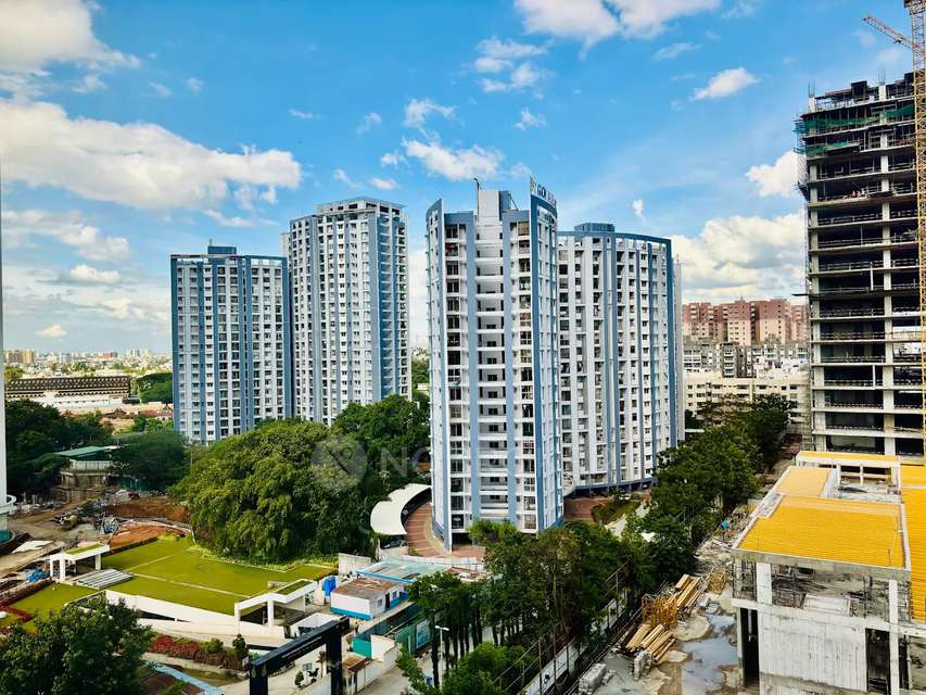 3 BHK Flat In Golden Grand Apartment For Sale  In Yeshwanthpur