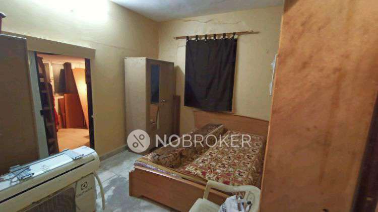 1 RK Flat In The Sion Kamgar Chs For Sale  In Sion