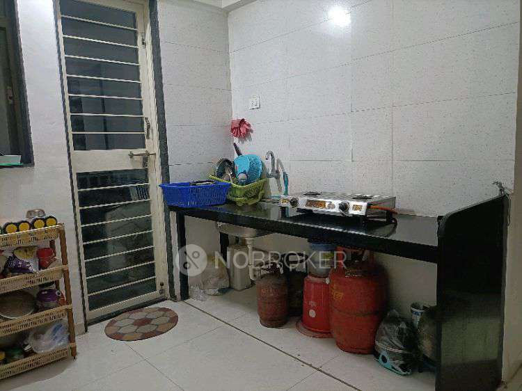 Single Room for Female In 2 BHK  In Bhalchandra Upwan In Punwale