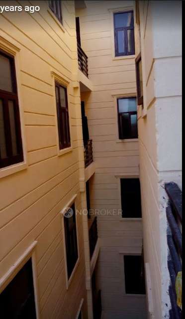 3 BHK Flat In Narayan Apartment For Sale  In Sultanpuri