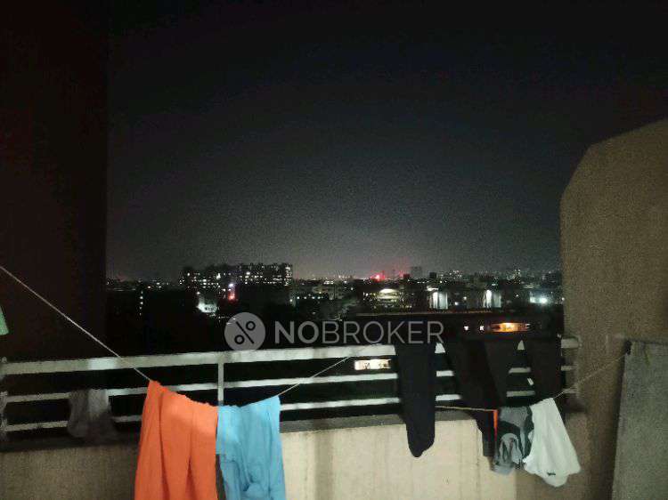 Single Room for Male In 2 BHK  In Spine City Residency In Chakan