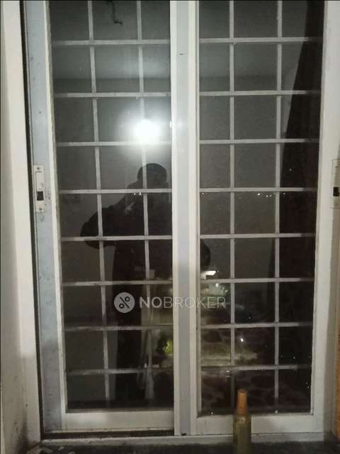 Single Room for Male In 2 BHK  In Spine City Residency In Chakan