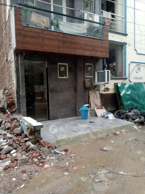 1 RK Flat for Rent  In Sector 24