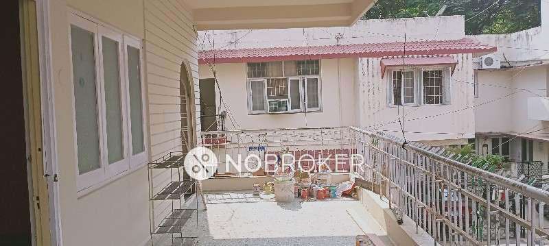 2 BHK Flat In Trinayana Apartment For Sale  In West Marredpally