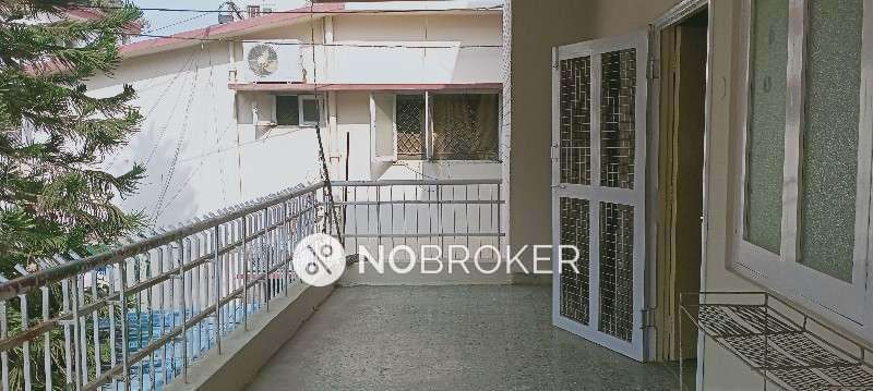 2 BHK Flat In Trinayana Apartment For Sale  In West Marredpally