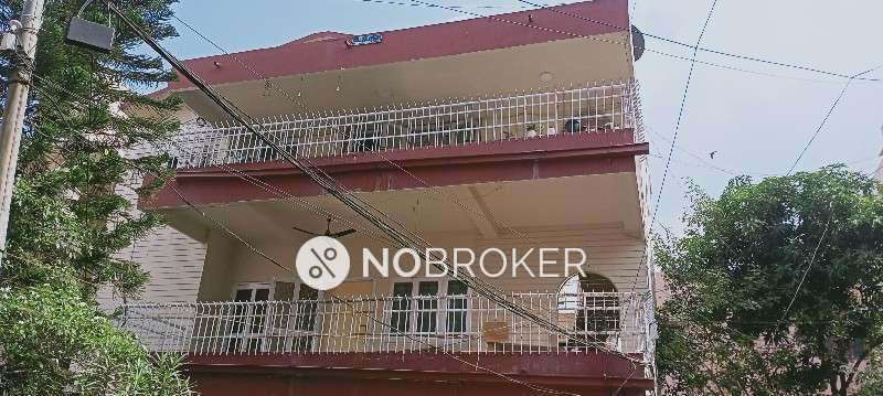 2 BHK Flat In Trinayana Apartment For Sale  In West Marredpally