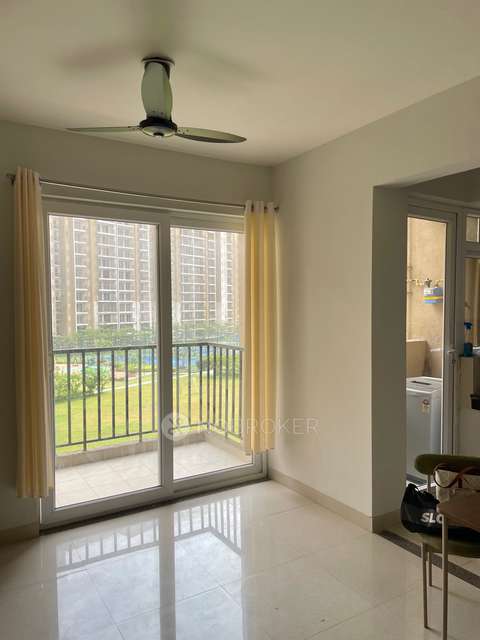 Single Room for Female In 2 BHK  In Tata Eureka Park In Sector 150