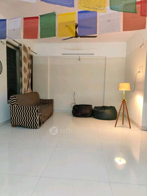 Single Room for Male In 3 BHK  In Magarpatta Casa Feliz Kadawasti In Hadapsar