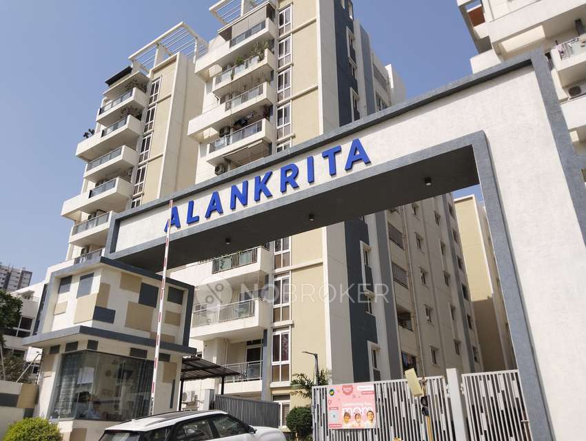 Single Room for Female In 2 BHK  In Alankrita Apartment In Banjara Hills