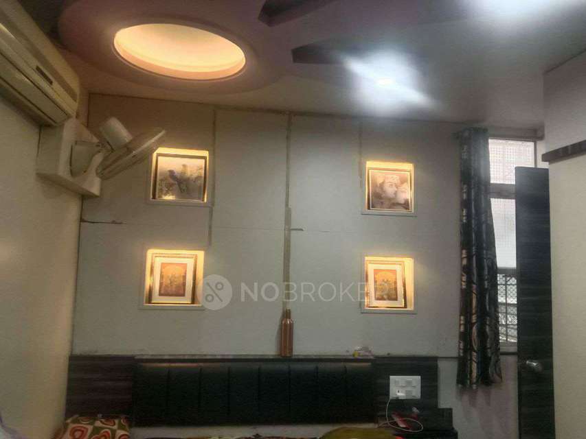 Shared Room for Female In 1 BHK  In Apartment  In Shaniwar Peth