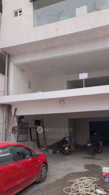 Showroom in Anakaputhur, Chennai for Rent 