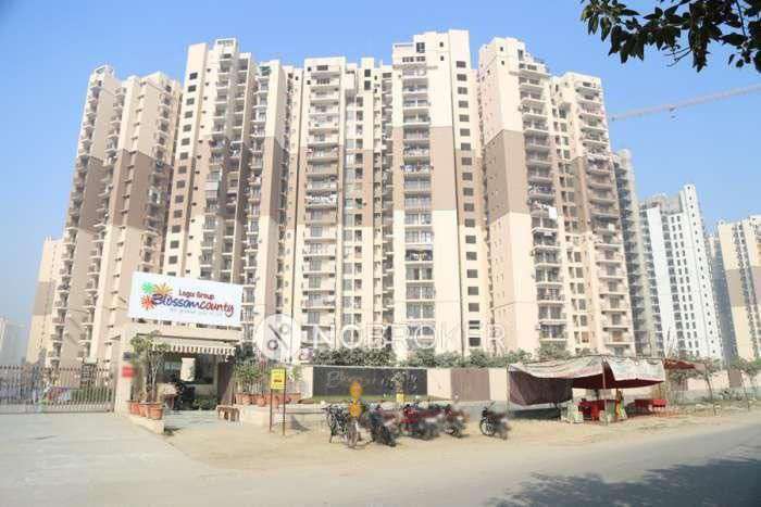 3 BHK Flat In Logix Blossom County For Sale  In Sector 137