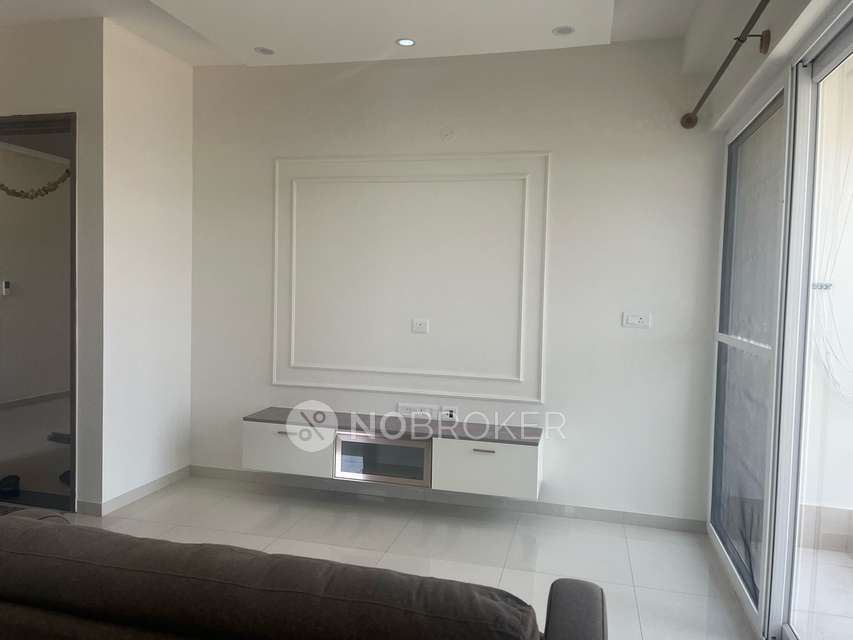 1 BHK Flat In Godrej Park Retreat for Rent  In Sarjapur