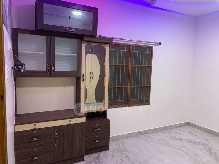 2 BHK Flat In Yeshoda Illam Alwarthirunagar for Rent  In Punjab National Bank