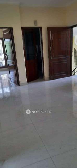 2 BHK Flat In Masjid Moth Rwa Dda Flats, Greater Kailash I For Sale  In Chirag Delhi Metro Station Gate 4