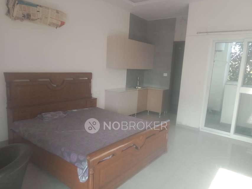 1 RK House for Rent  In Sector 93b