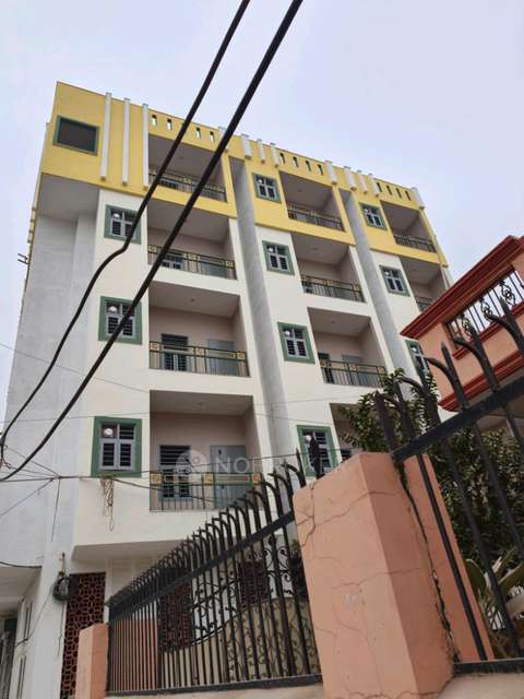 1 RK Flat In Sector 33 for Rent  In Hans Enclave, Sector 33