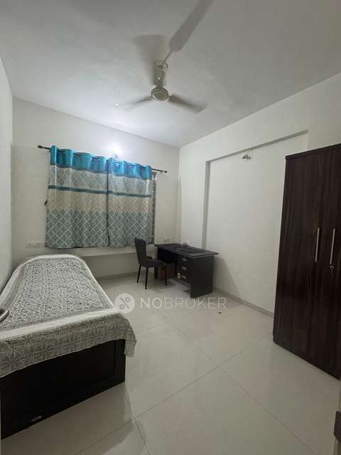 Single Room for Male In 3 BHK  In Kumar Pinakin In Baner
