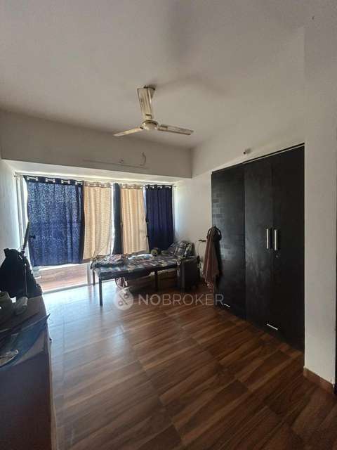 Shared Room for Female In 2 BHK  In Kiarah Terrazo In Hadapsar