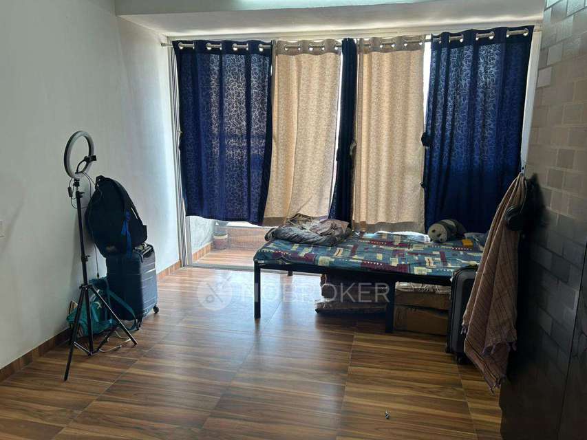 Shared Room for Female In 2 BHK  In Kiarah Terrazo In Hadapsar