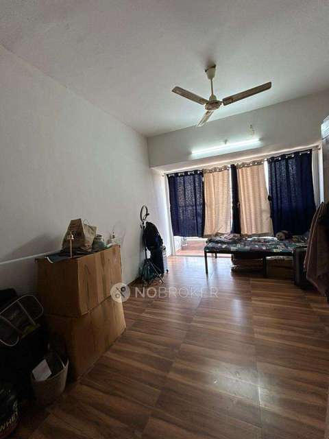 Shared Room for Female In 2 BHK  In Kiarah Terrazo In Hadapsar