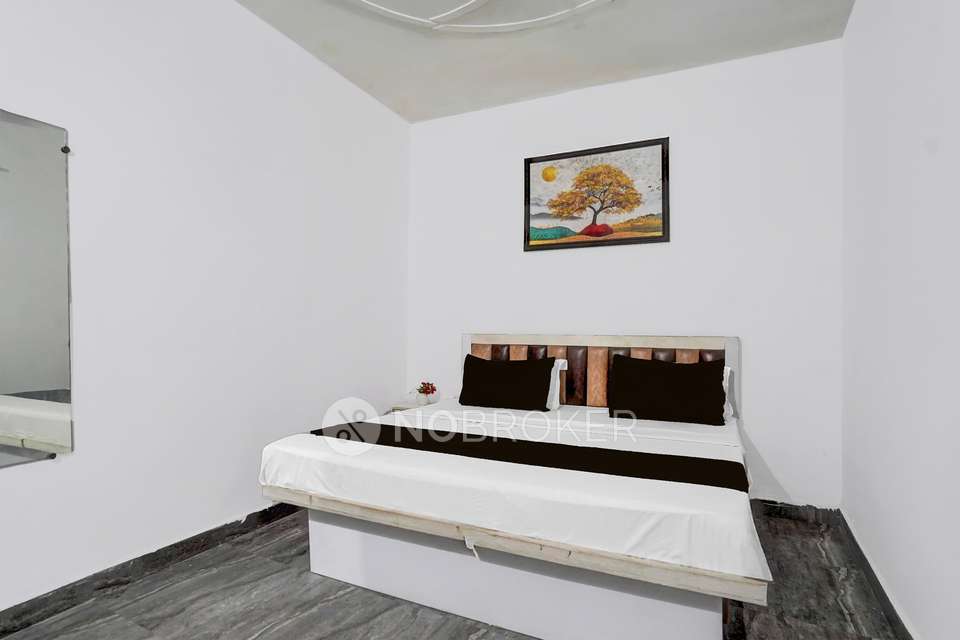 PG for Anyone in Sector 63