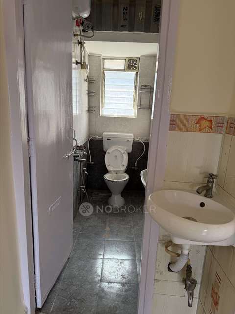 2 BHK Flat In Gera Terraces 2 for Rent  In  Viman Nagar