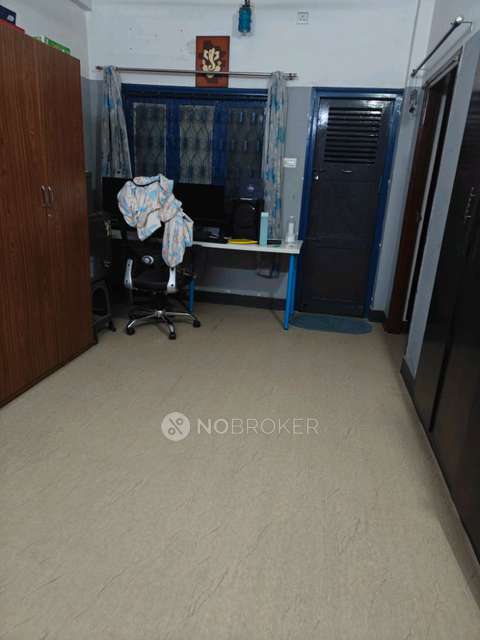 2 BHK Flat In Bherumal Mansion For Sale  In Bherumal Mansion