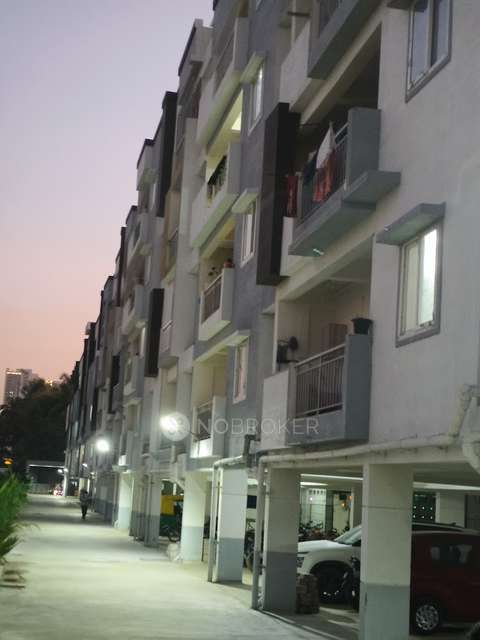 2 BHK Flat In  Oakstone Lakeview Apartment for Rent  In Varthur