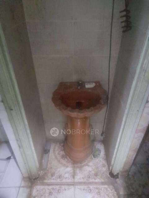 Shared Room for Male In 1 RK In Shaniwar Peth