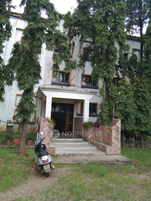 PG for Boys in Moshi Toll Plaza