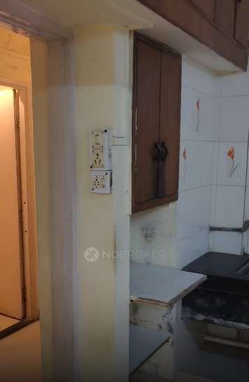 1 BHK Flat In Shriniwas Co-op Society For Sale  In Sadashiv Peth