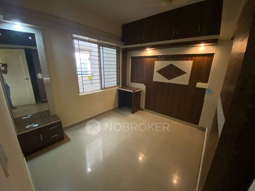 2 BHK Flat In Whitepetals Apartment  for Rent  In White Petals Apartment