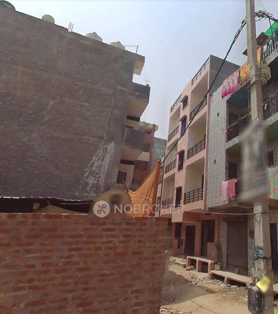 3 BHK Flat In Missra House  For Sale  In Rohini