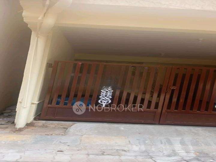 2 BHK Flat In Standalone Building  for Rent  In Bommanahalli