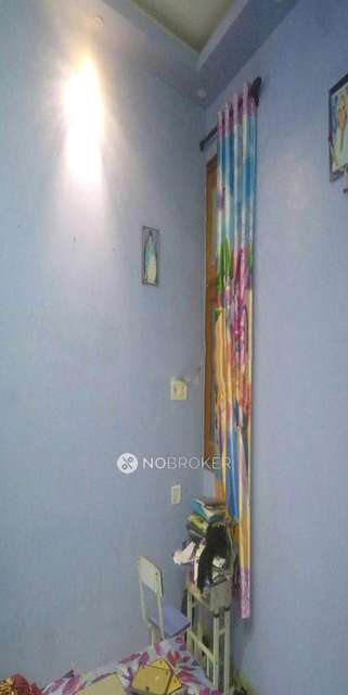 3 BHK Flat In Standalone Building  For Sale  In Wazirabad