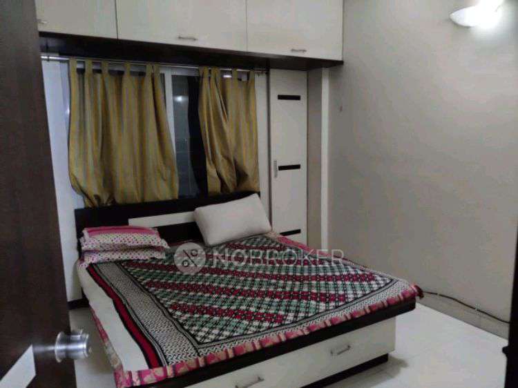 Single Room for Female In 3 BHK  In Radhainagari Apartments In Pimple Saudagar