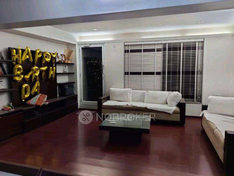 Single Room for Female In 3 BHK  In Radhainagari Apartments In Pimple Saudagar